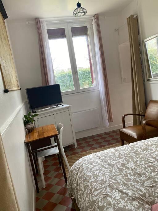 Studio Epicea Avec Jardin Dans Charmante Propriete Méry-sur-Oise Exteriör bild